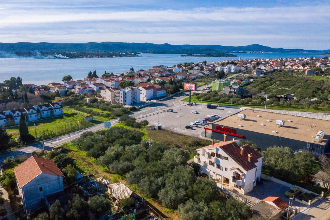 Villa Slavica Sveti Filip i Jakov Luaran gambar